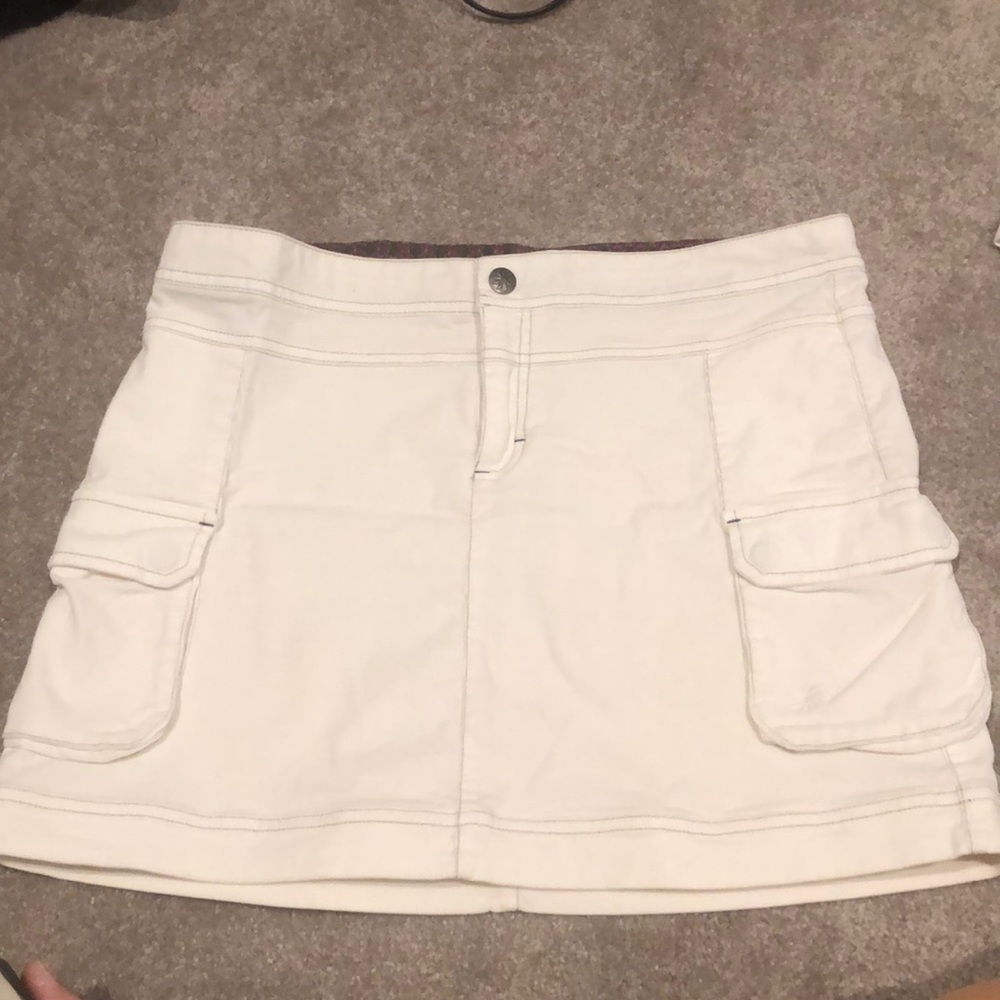 Athleta size 8 skirt